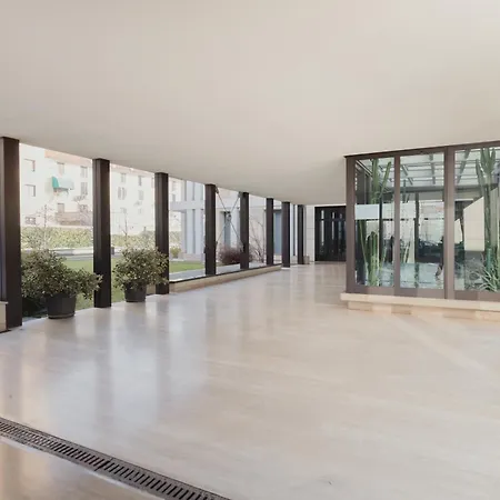 Gohost - Modern With Private Terrace Near Duomo