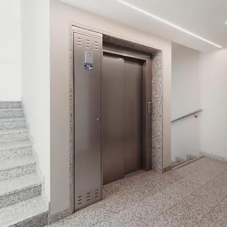 Appartement Gohost - Modern With Private Terrace Near Duomo