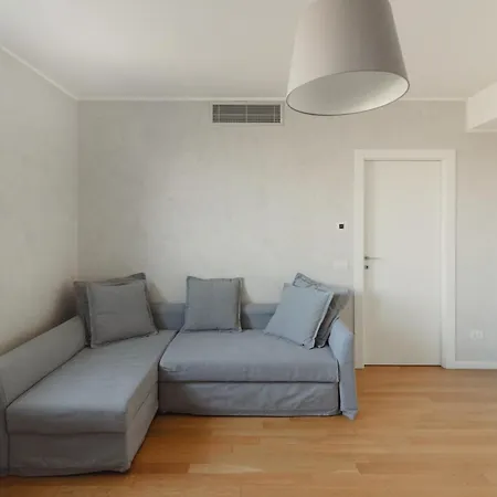 Gohost - Modern With Private Terrace Near Duomo
