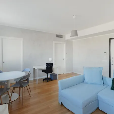 Gohost - Modern With Private Terrace Near Duomo Appartement Milaan