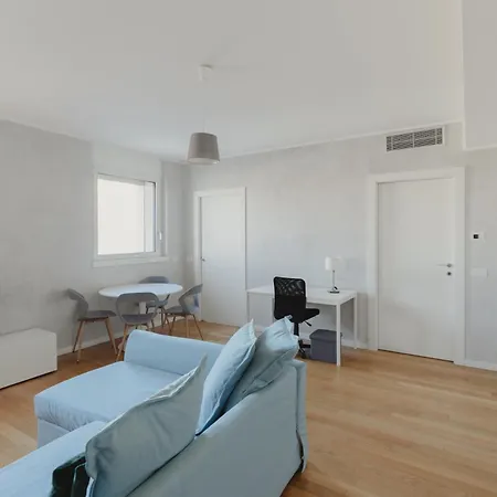 Gohost - Modern With Private Terrace Near Duomo