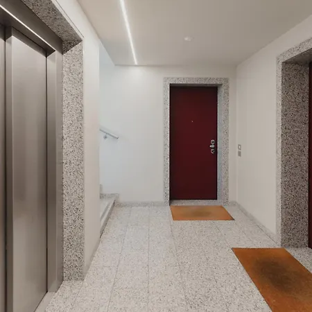 Appartement Gohost - Modern With Private Terrace Near Duomo Milaan