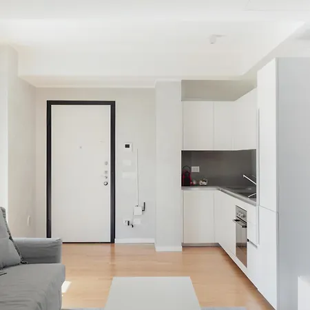 Gohost - Modern With Private Terrace Near Duomo * Milaan