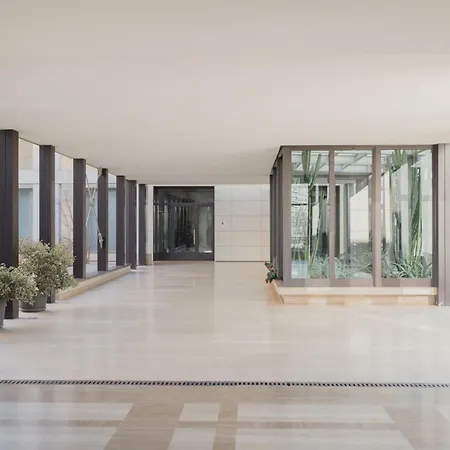 Gohost - Modern With Private Terrace Near Duomo * Milaan