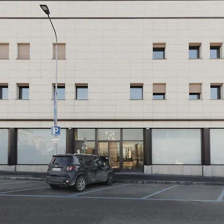 Gohost - Modern With Private Terrace Near Duomo Διαμέρισμα *