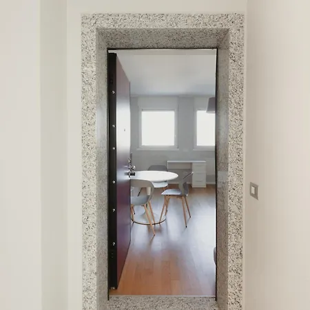 Gohost - Modern With Private Terrace Near Duomo